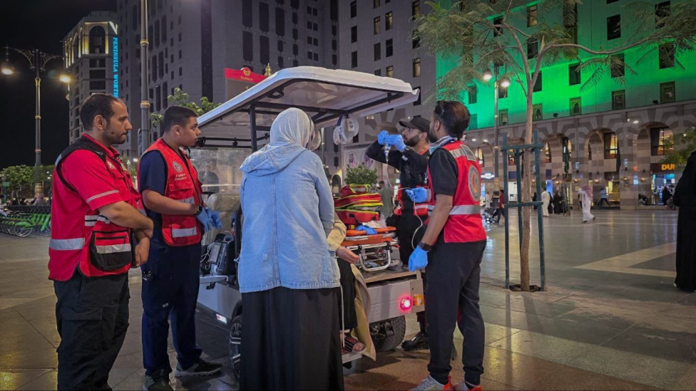 إنقاذ معتمر باكستاني من أزمة قلبية في المسجد النبوي خلال لحظات حرجة